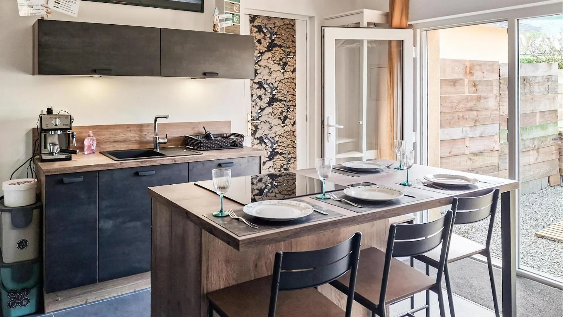 2 Bedroom Gorgeous Home In Saint-Pabu Franciaország